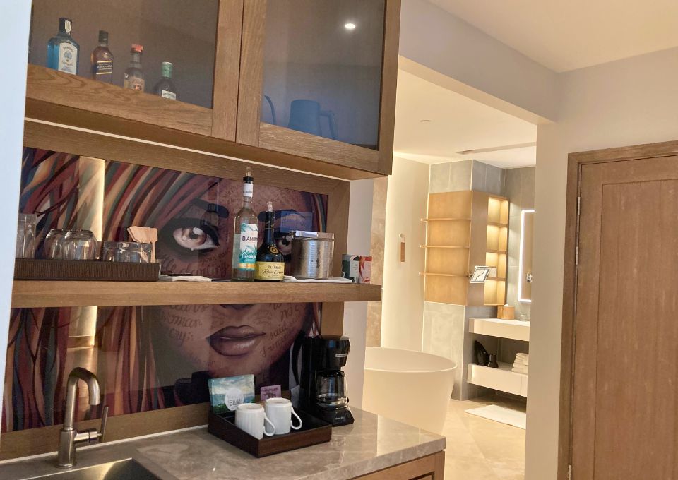 Sandals Dunn's River Tufa Terrace One Bedroom Skypool Butler Suite In Room Bar