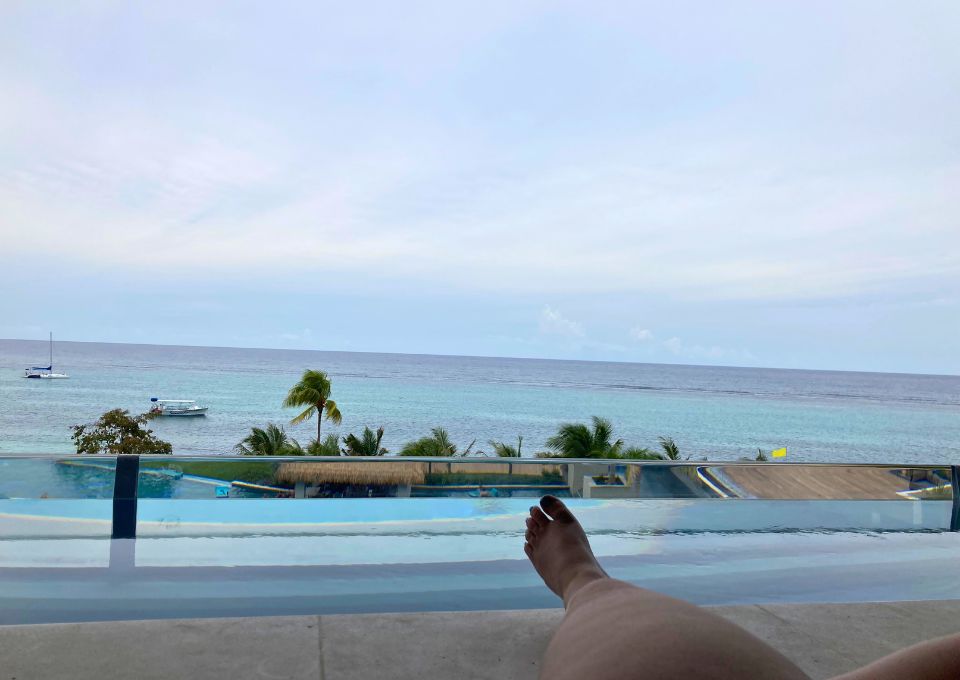 Sandals Dunn's River Tufa Terrace One Bedroom Skypool Butler Suite Skypool Chair